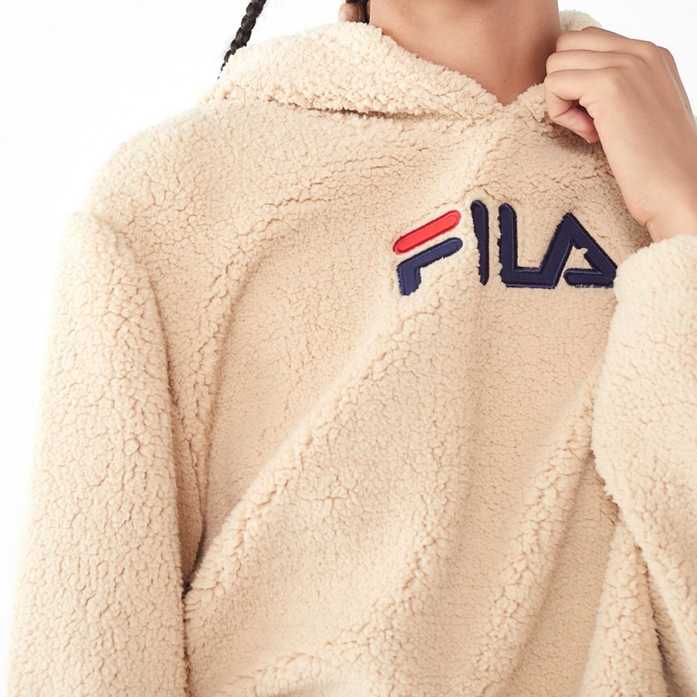 FILA UO EXCLUSIVE TEDDY HOODIE - Picture 6 of 12
